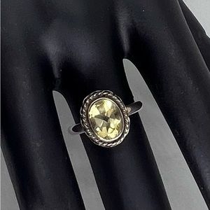 Vintage .925 Sterling Silver & Green Citrine Ring. Ladies Size 5.